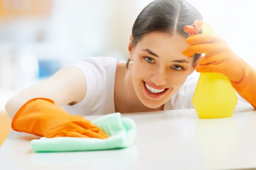 Fresh stain removal process on fabric surface